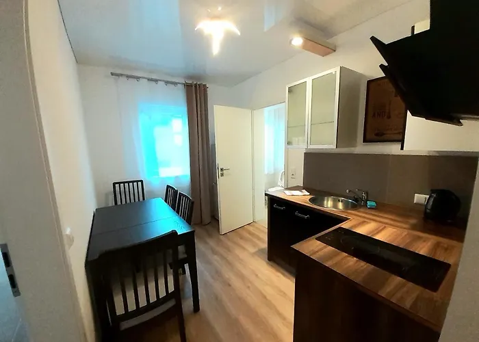 Modernes Apartment Metzingen 2