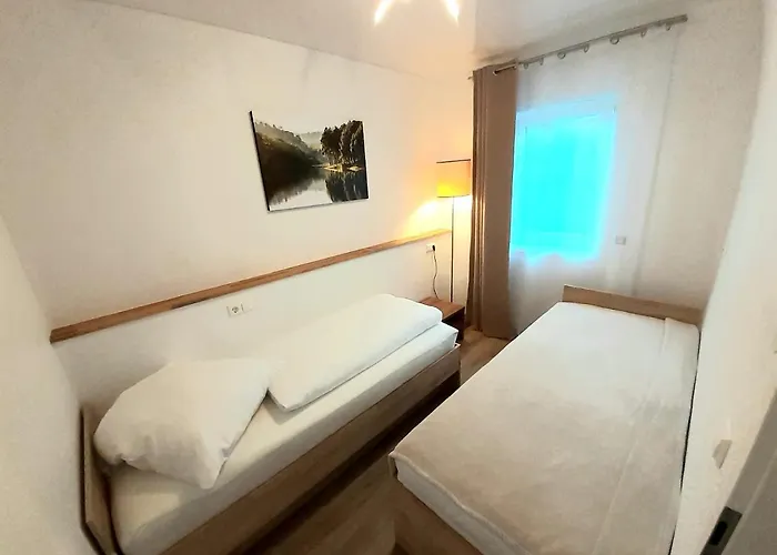 Modernes Apartment Metzingen 2